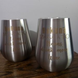 Hakuna Moscato stainless wineglasses